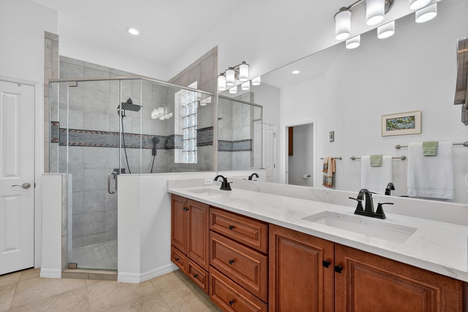 Image 29 of 84 For 11 Cottonton Court