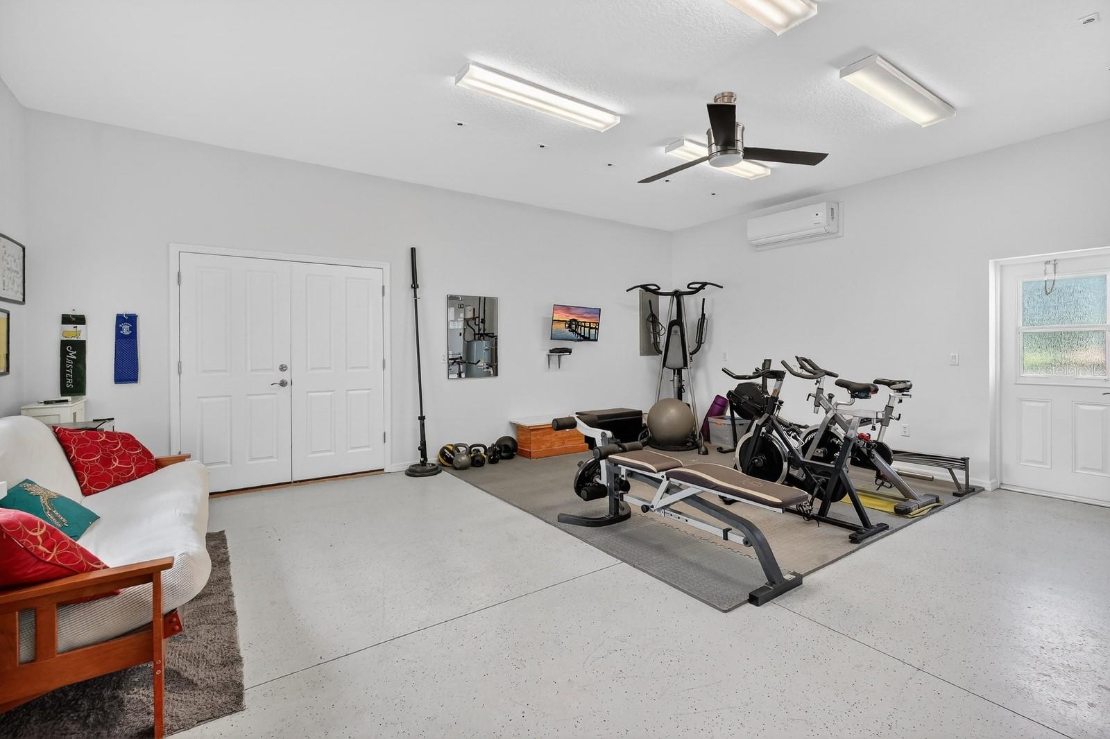 Image 5 of 84 For 11 Cottonton Court