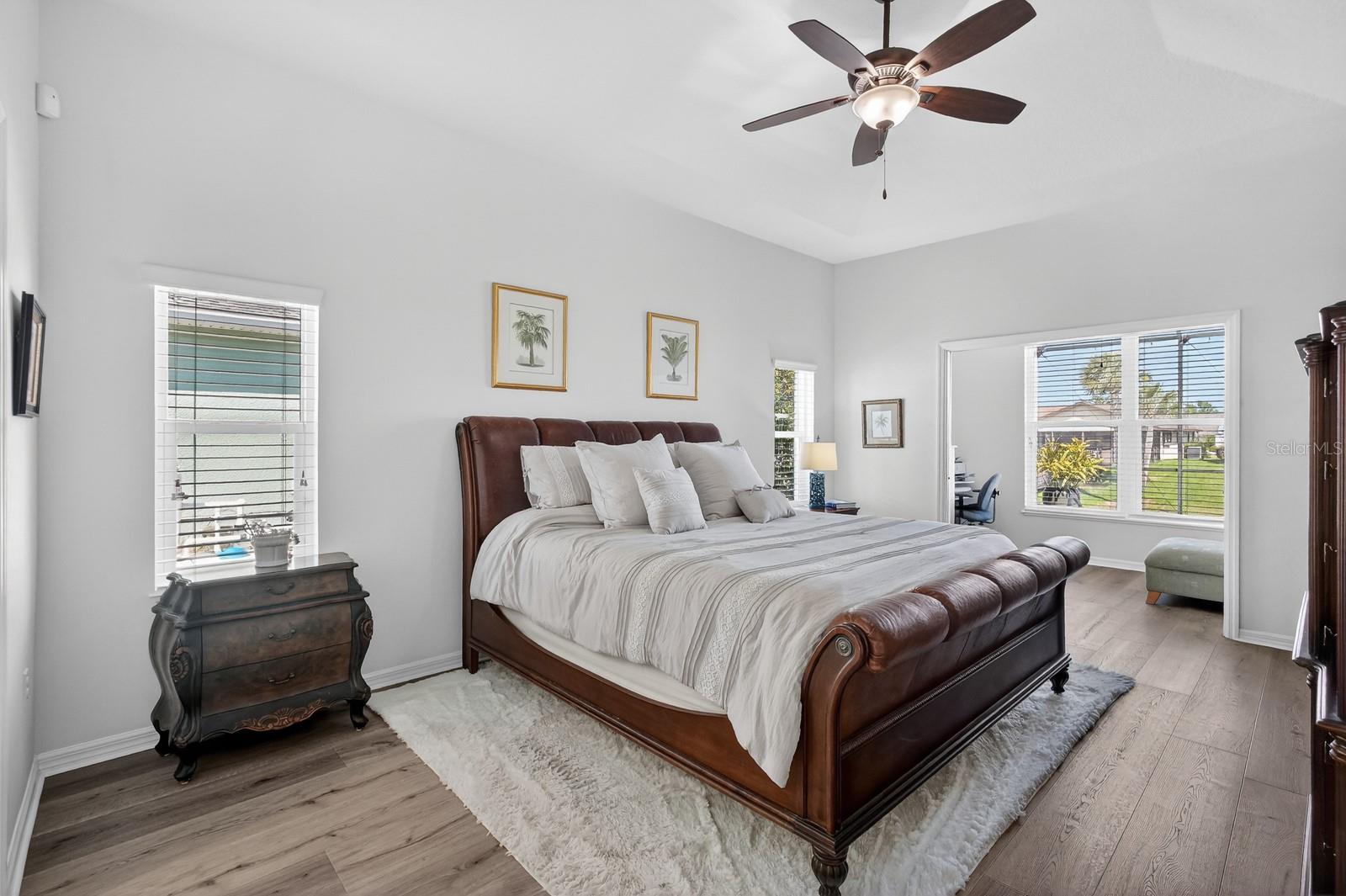 Image 6 of 84 For 11 Cottonton Court