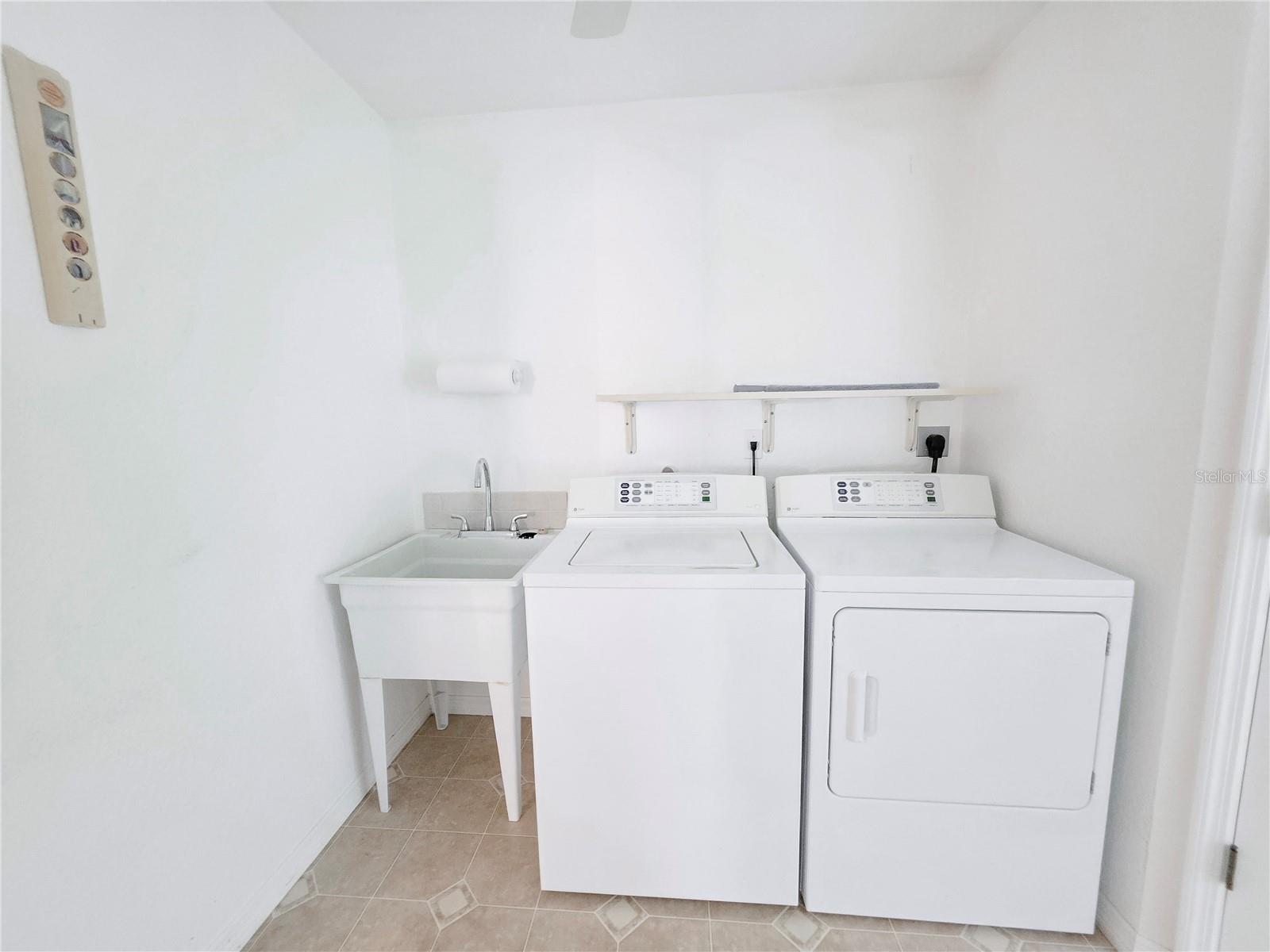 Image 42 of 69 For 1277 Granada Avenue