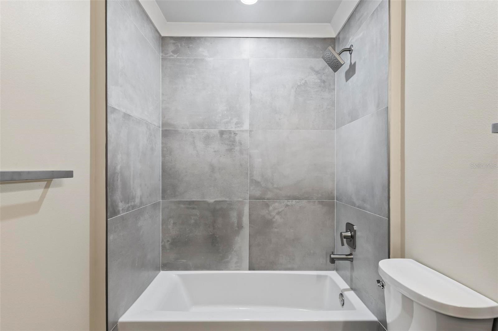 Image 37 of 43 For 2 Louisburg Lane A