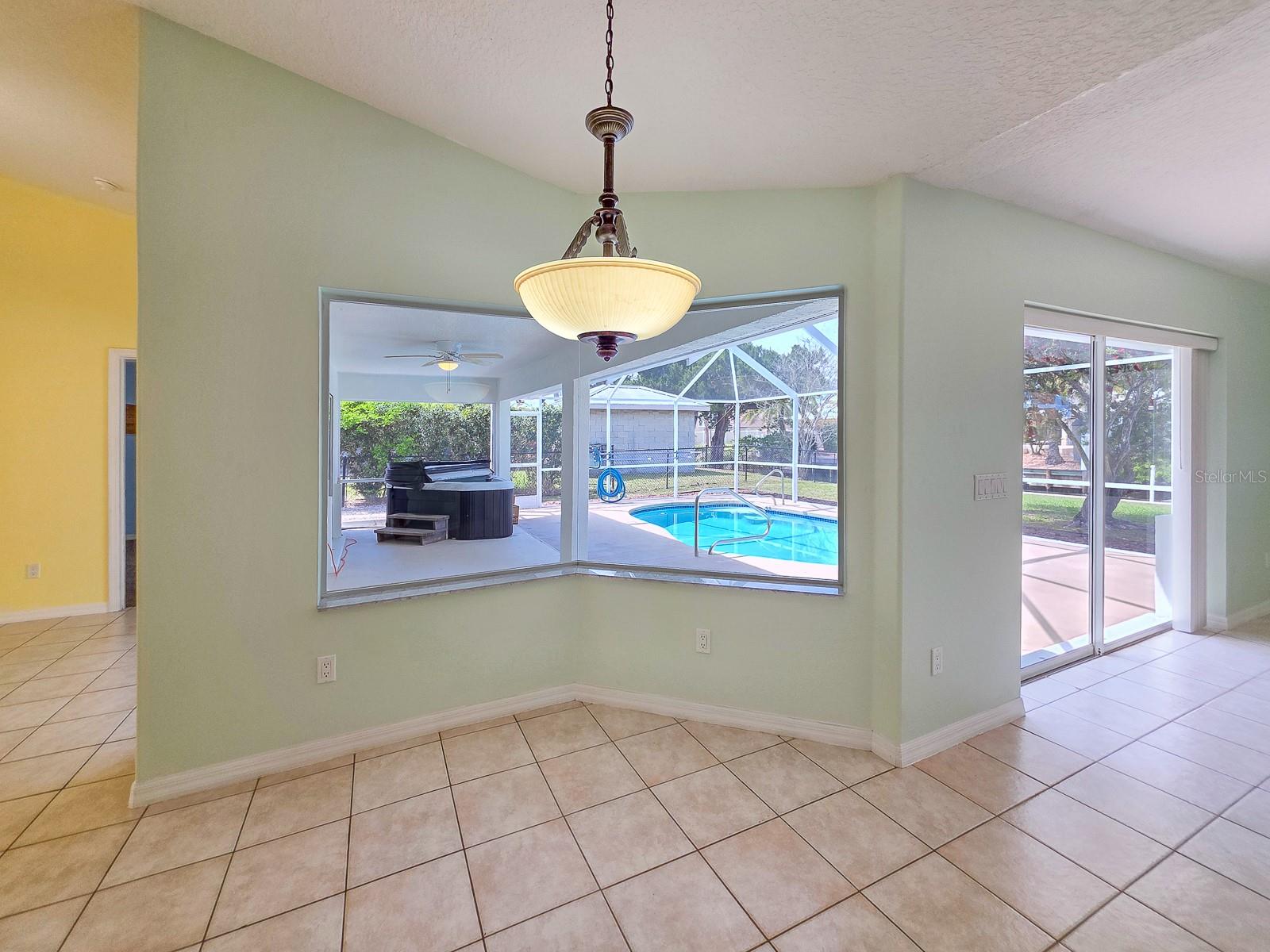 Image 10 of 44 For 614 Cumberland Drive