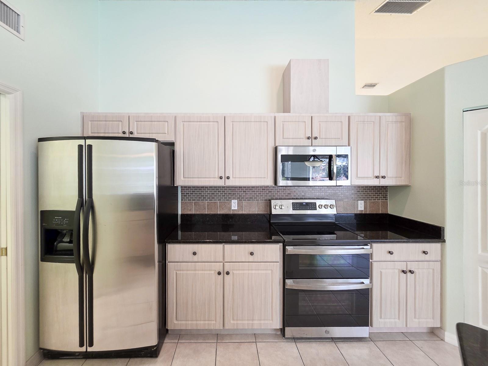 Image 15 of 44 For 614 Cumberland Drive