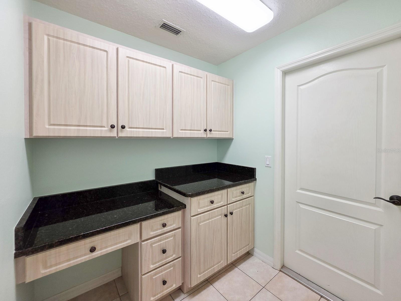 Image 16 of 44 For 614 Cumberland Drive