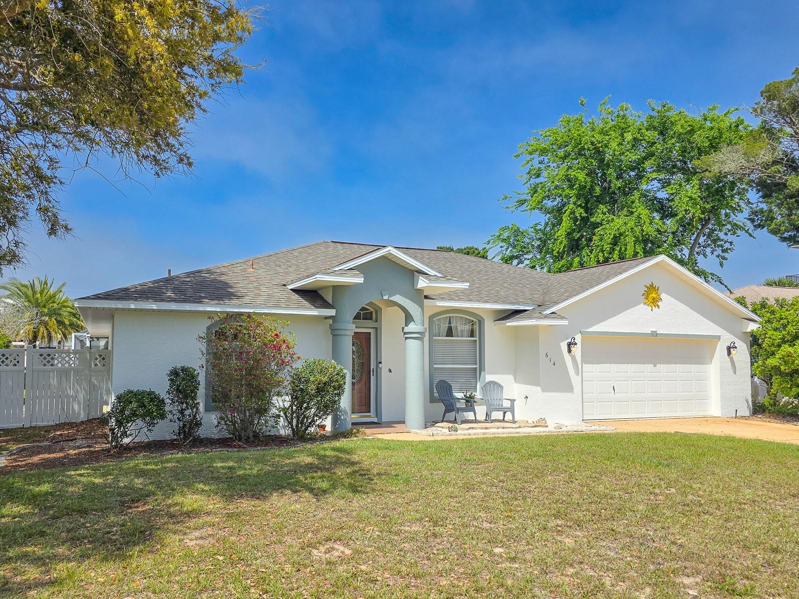 Image 2 of 44 For 614 Cumberland Drive