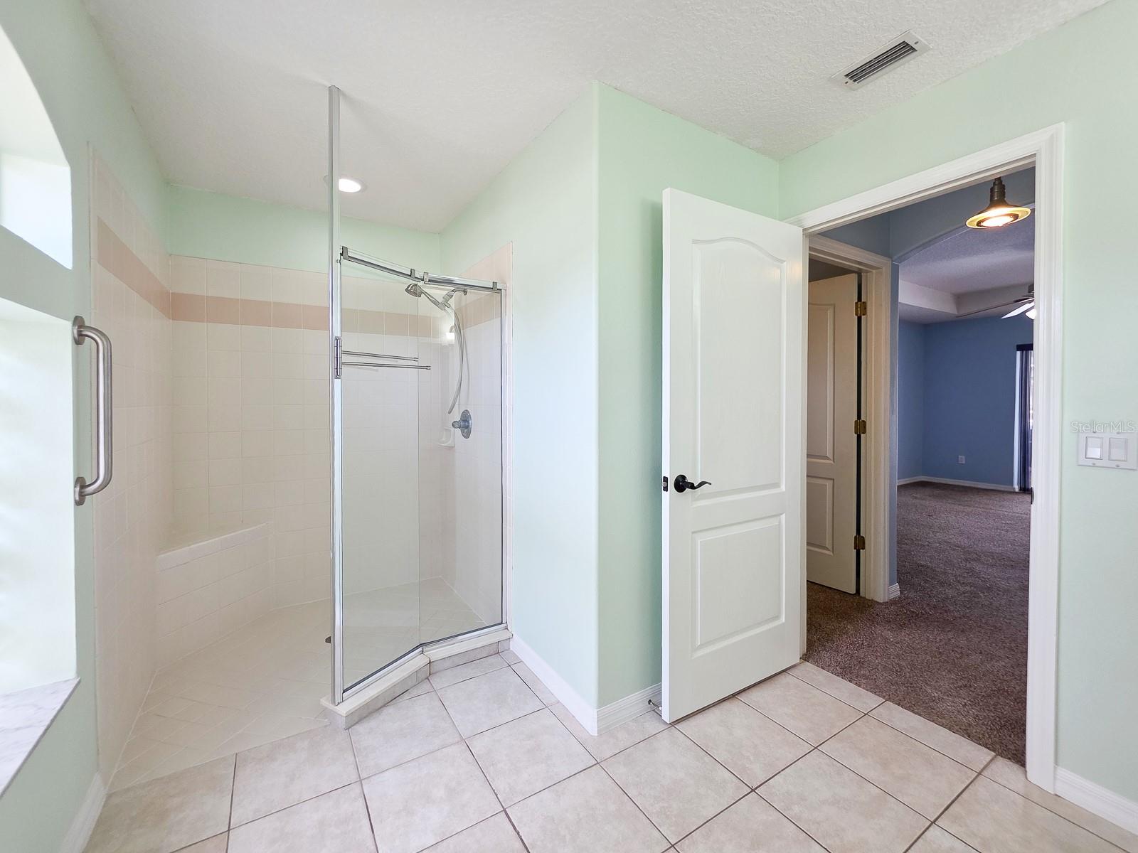 Image 25 of 44 For 614 Cumberland Drive