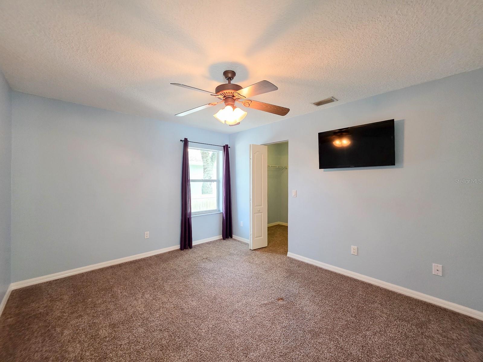 Image 27 of 44 For 614 Cumberland Drive