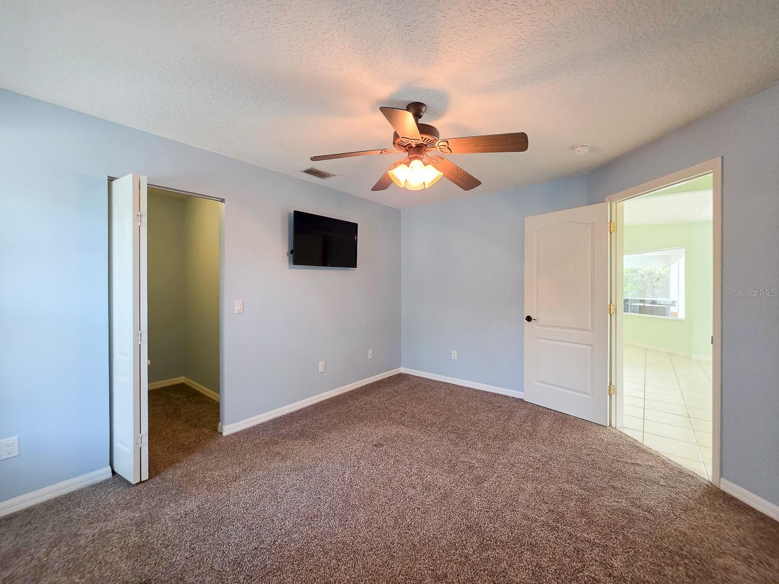 Image 28 of 44 For 614 Cumberland Drive