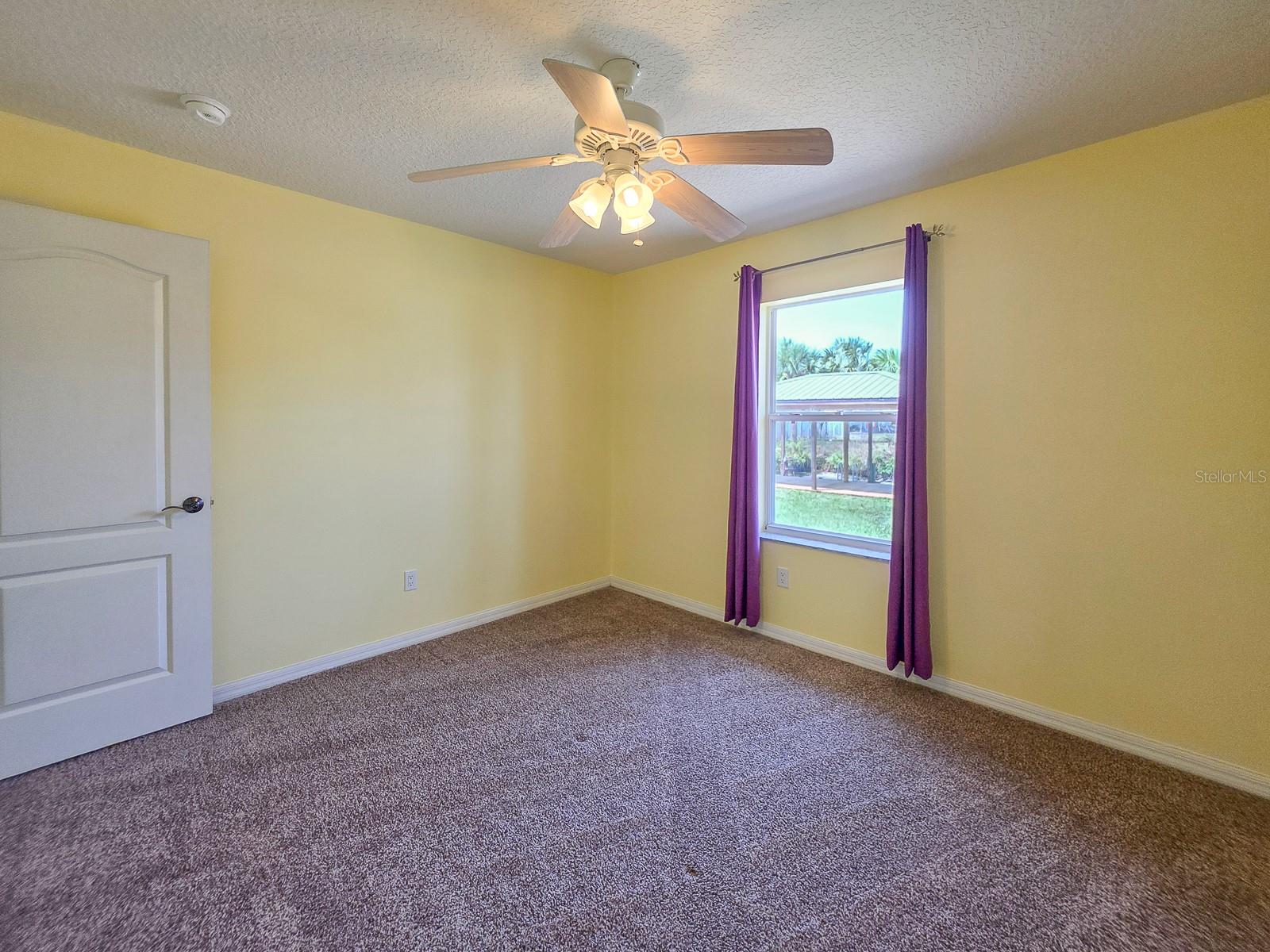 Image 35 of 44 For 614 Cumberland Drive