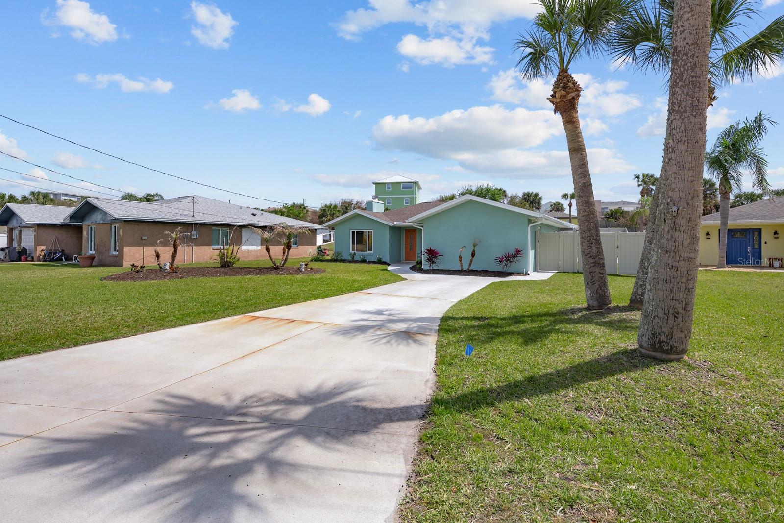 Image 46 of 74 For 1946 Daytona Avenue