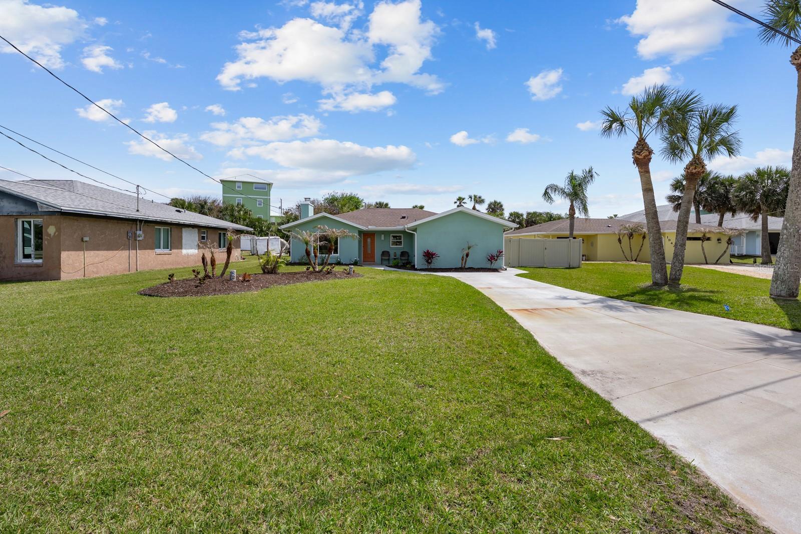 Image 47 of 74 For 1946 Daytona Avenue