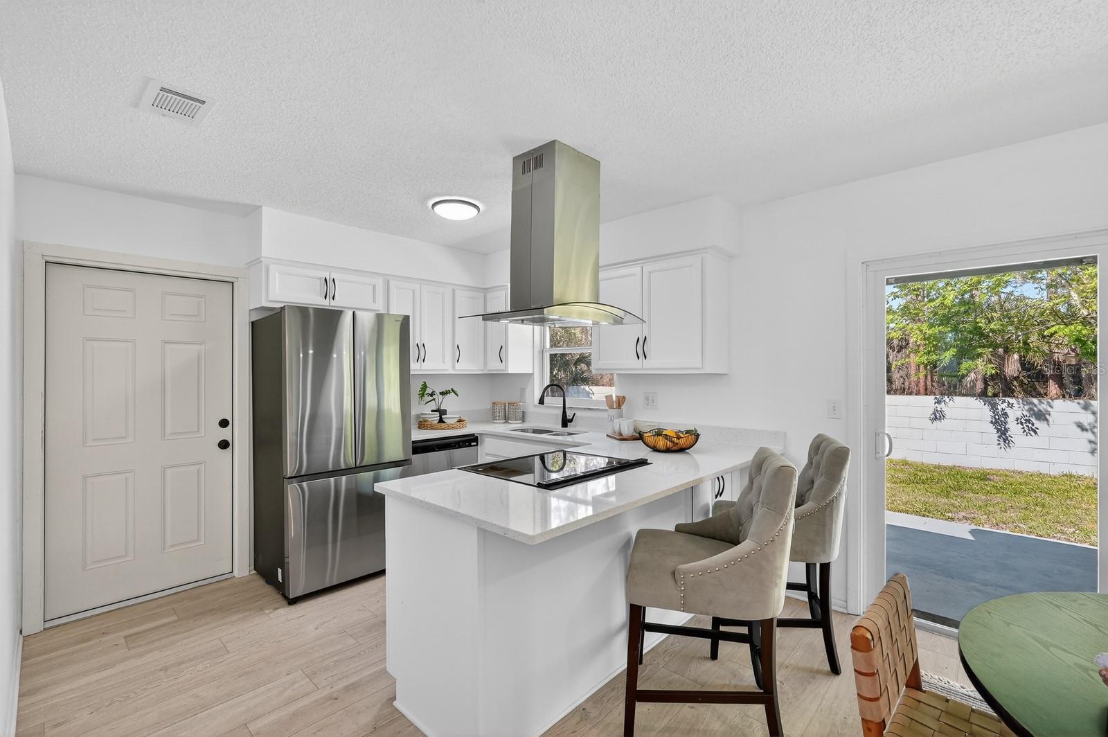 Image 13 of 38 For 1147 Harms Way