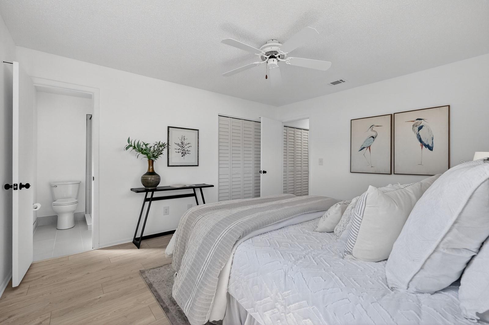 Image 22 of 38 For 1147 Harms Way