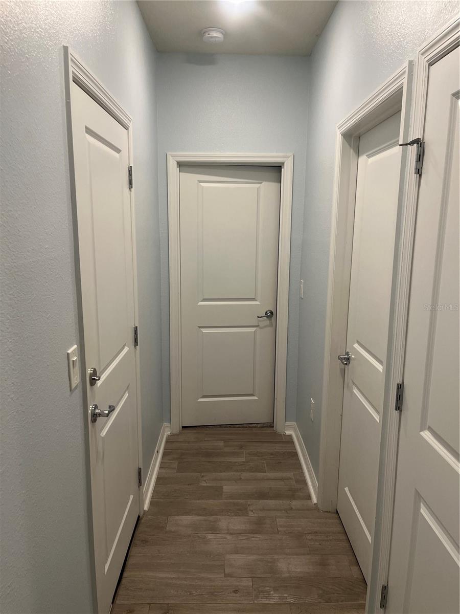 Image 13 of 35 For 448 La Mancha Drive