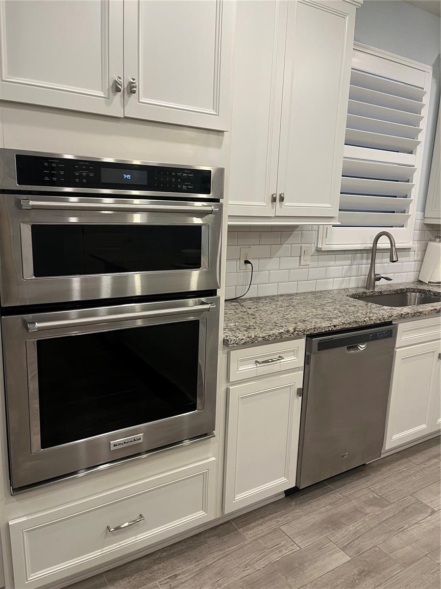 Image 20 of 35 For 448 La Mancha Drive