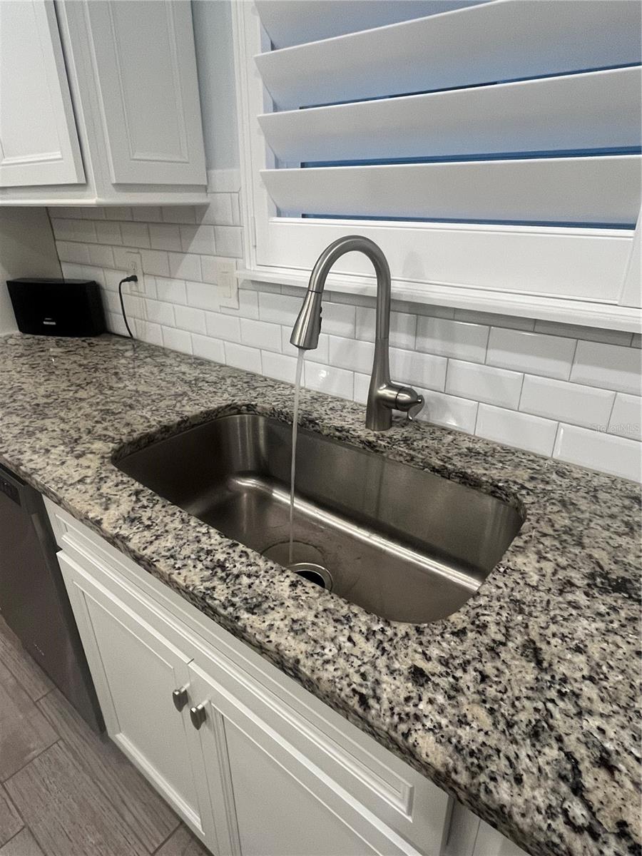 Image 23 of 35 For 448 La Mancha Drive