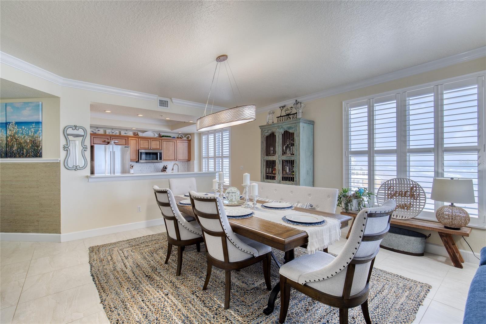 Image 18 of 77 For 2403 Atlantic Avenue 808