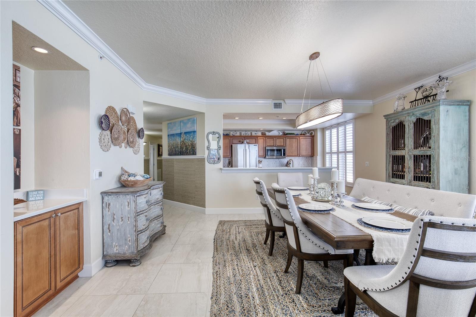 Image 19 of 77 For 2403 Atlantic Avenue 808