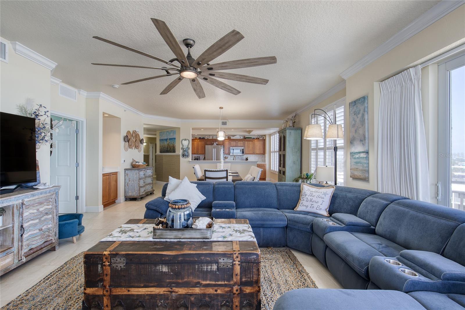 Image 23 of 77 For 2403 Atlantic Avenue 808