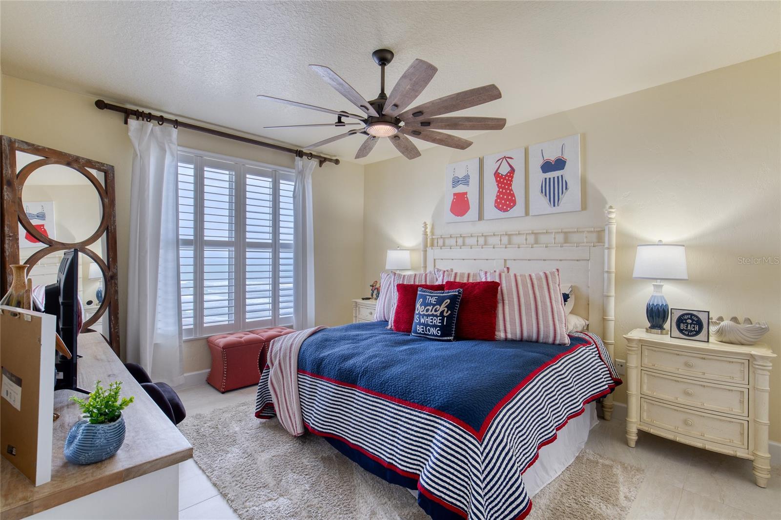 Image 32 of 77 For 2403 Atlantic Avenue 808