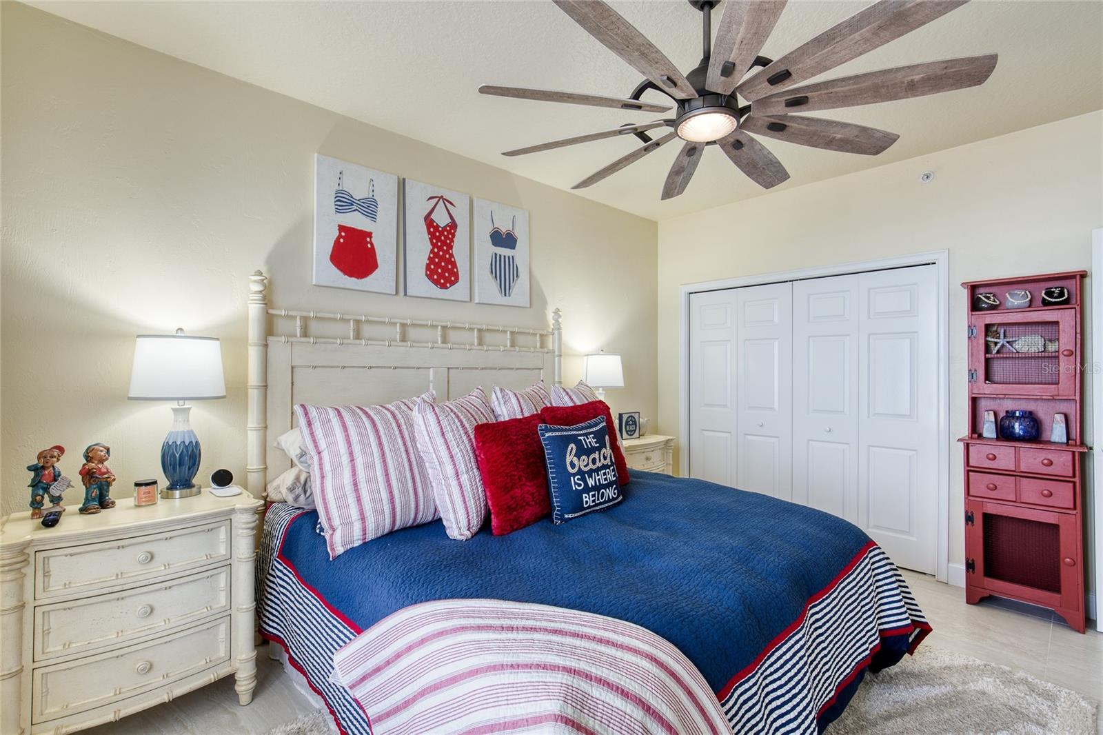 Image 33 of 77 For 2403 Atlantic Avenue 808