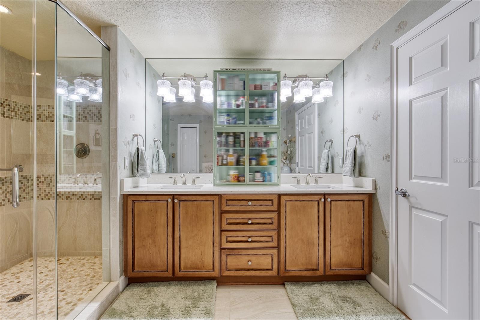 Image 39 of 77 For 2403 Atlantic Avenue 808