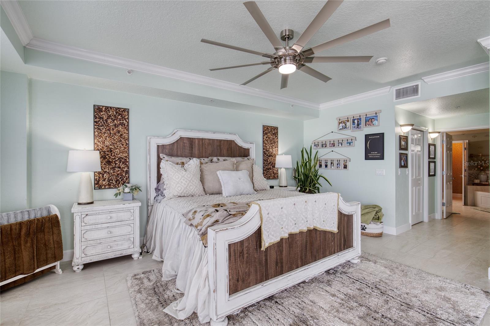 Image 46 of 77 For 2403 Atlantic Avenue 808