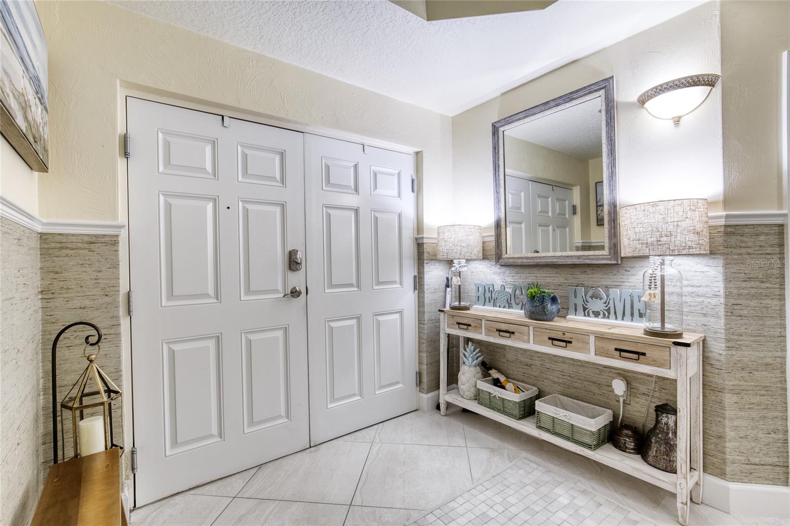 Image 9 of 77 For 2403 Atlantic Avenue 808