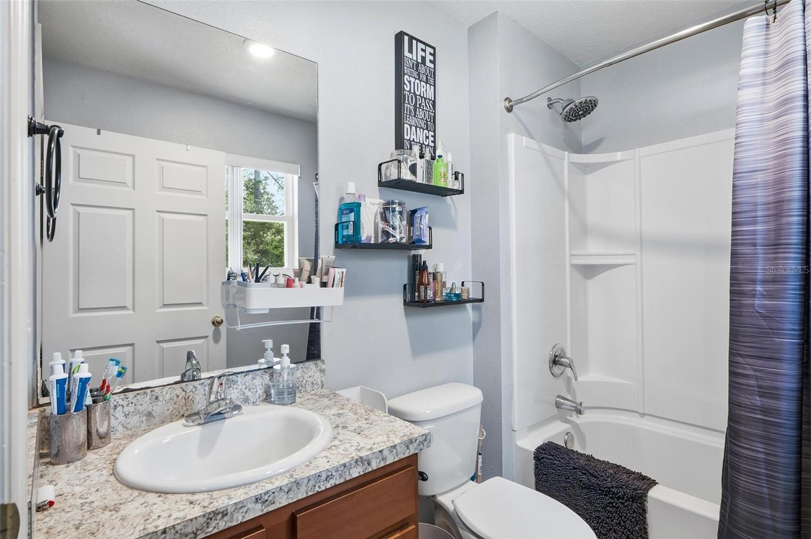 Listing photo id 21 for 27 Royal Oak Drive