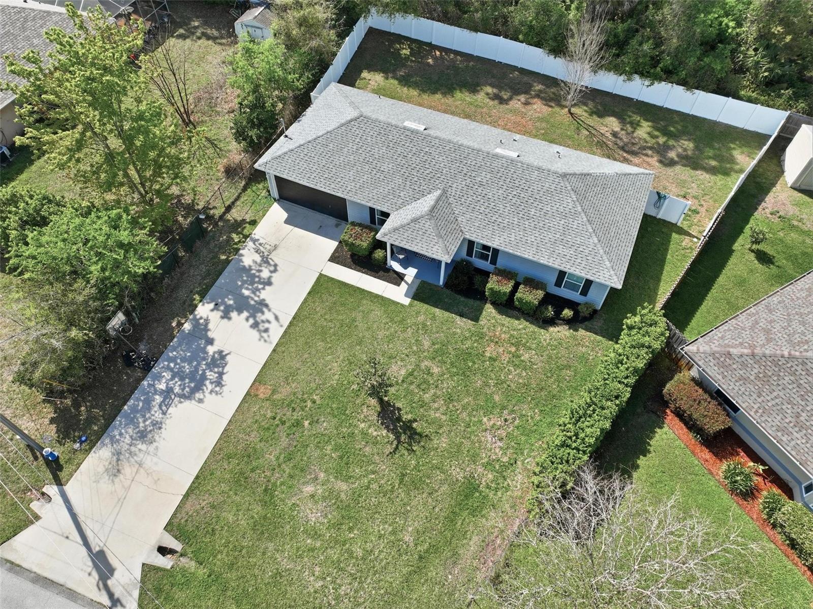 Listing photo id 34 for 27 Royal Oak Drive