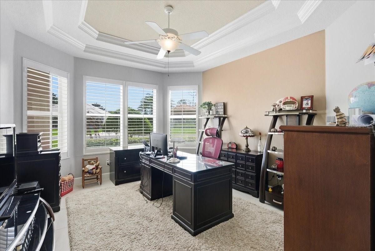 Image 15 of 61 For 800 Arbor Glen Court