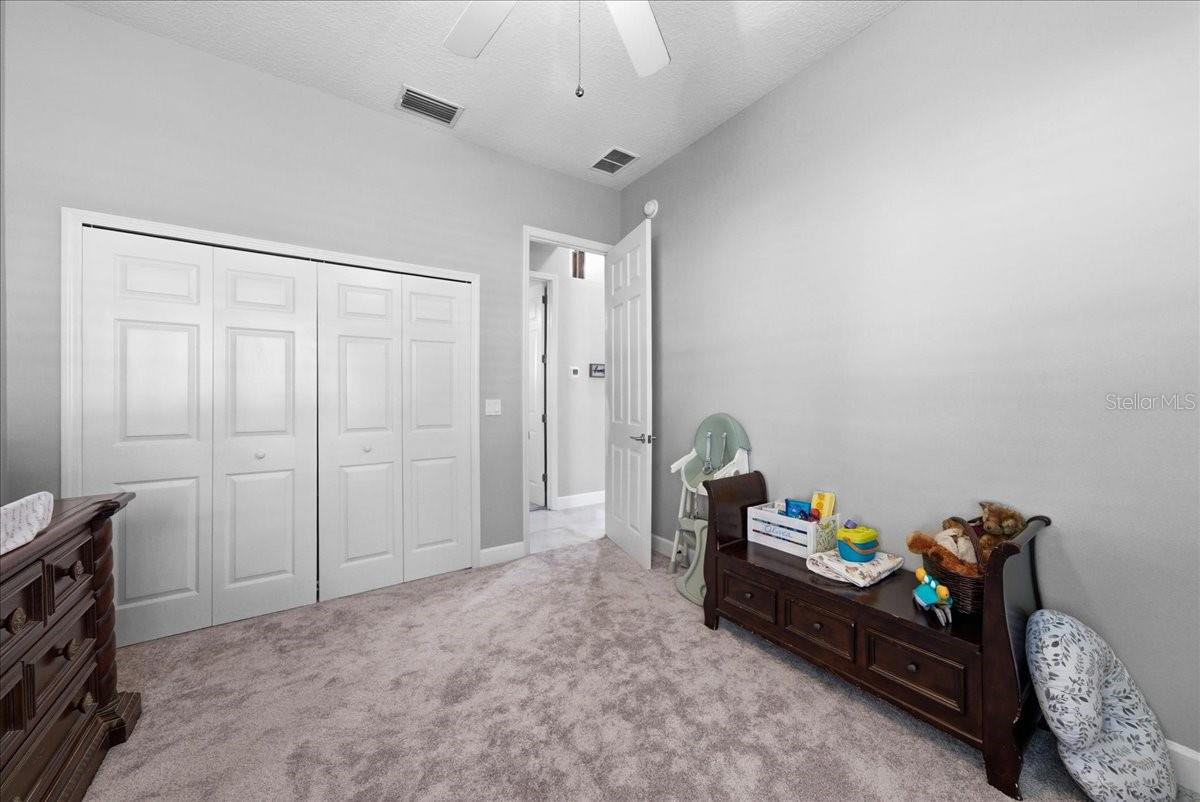 Image 30 of 61 For 800 Arbor Glen Court