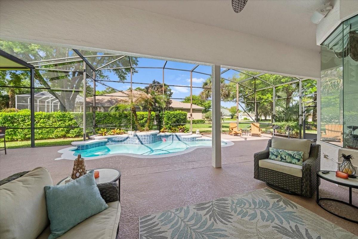 Image 37 of 61 For 800 Arbor Glen Court