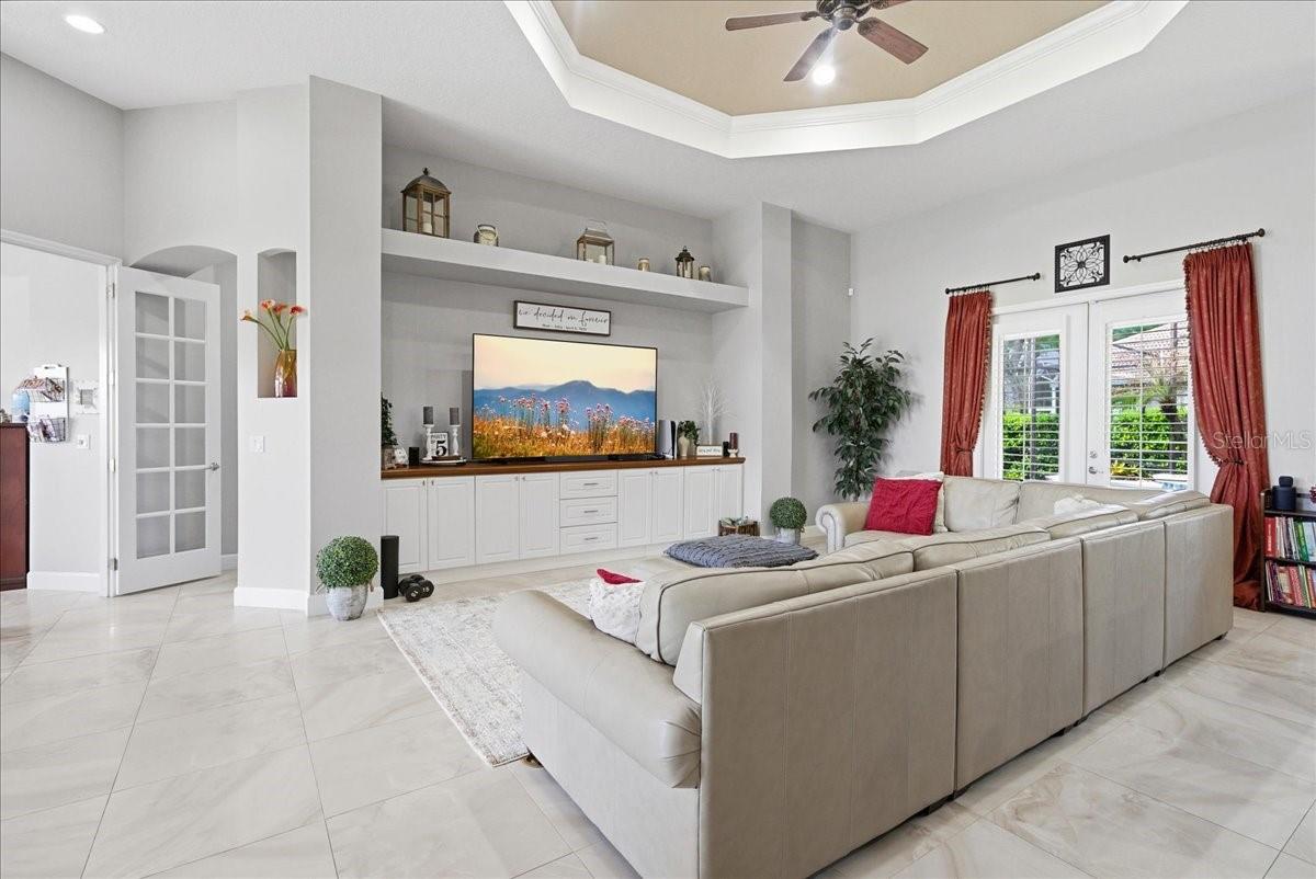 Image 8 of 61 For 800 Arbor Glen Court