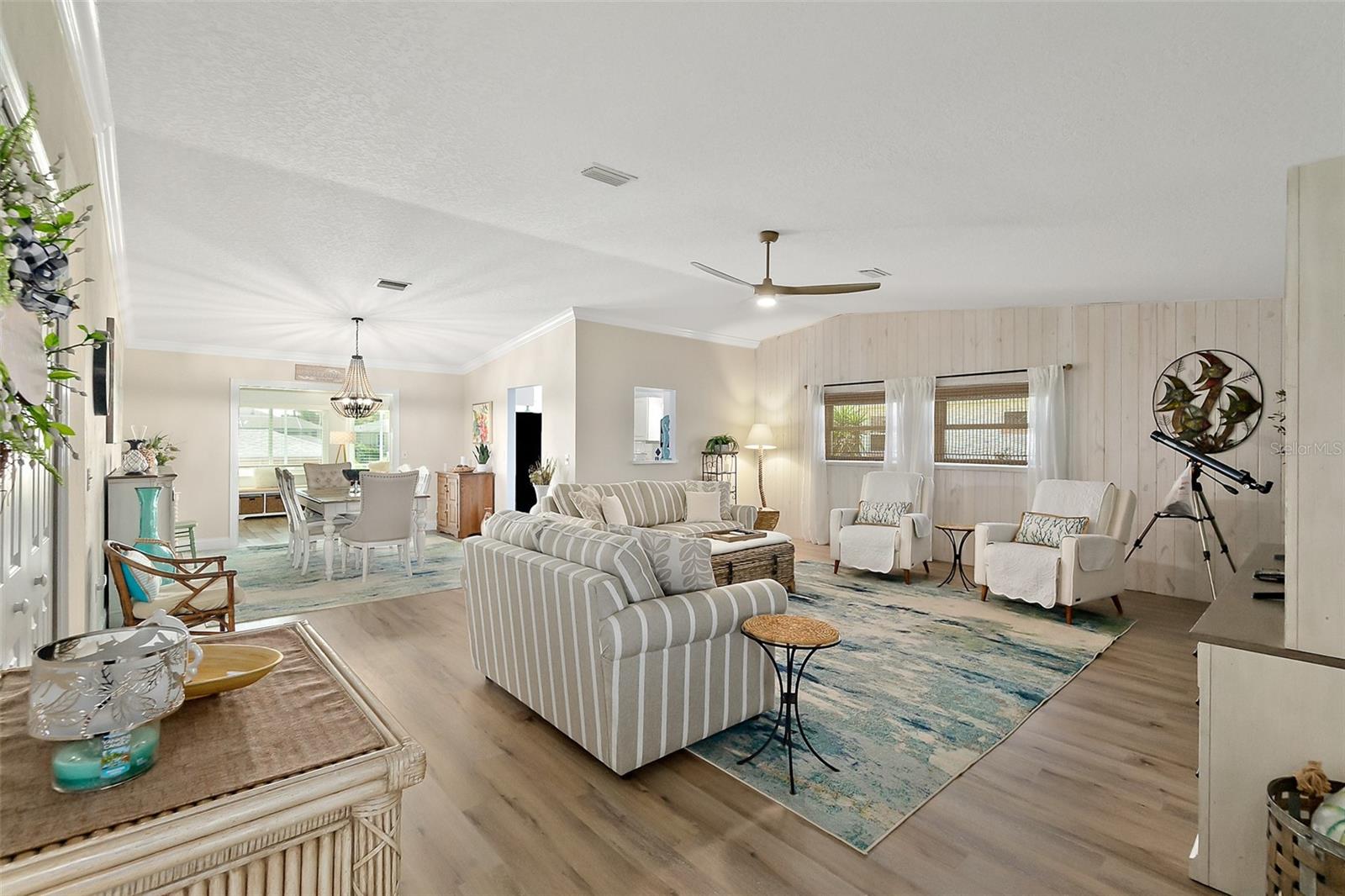 Image 13 of 61 For 9 Collingville Court