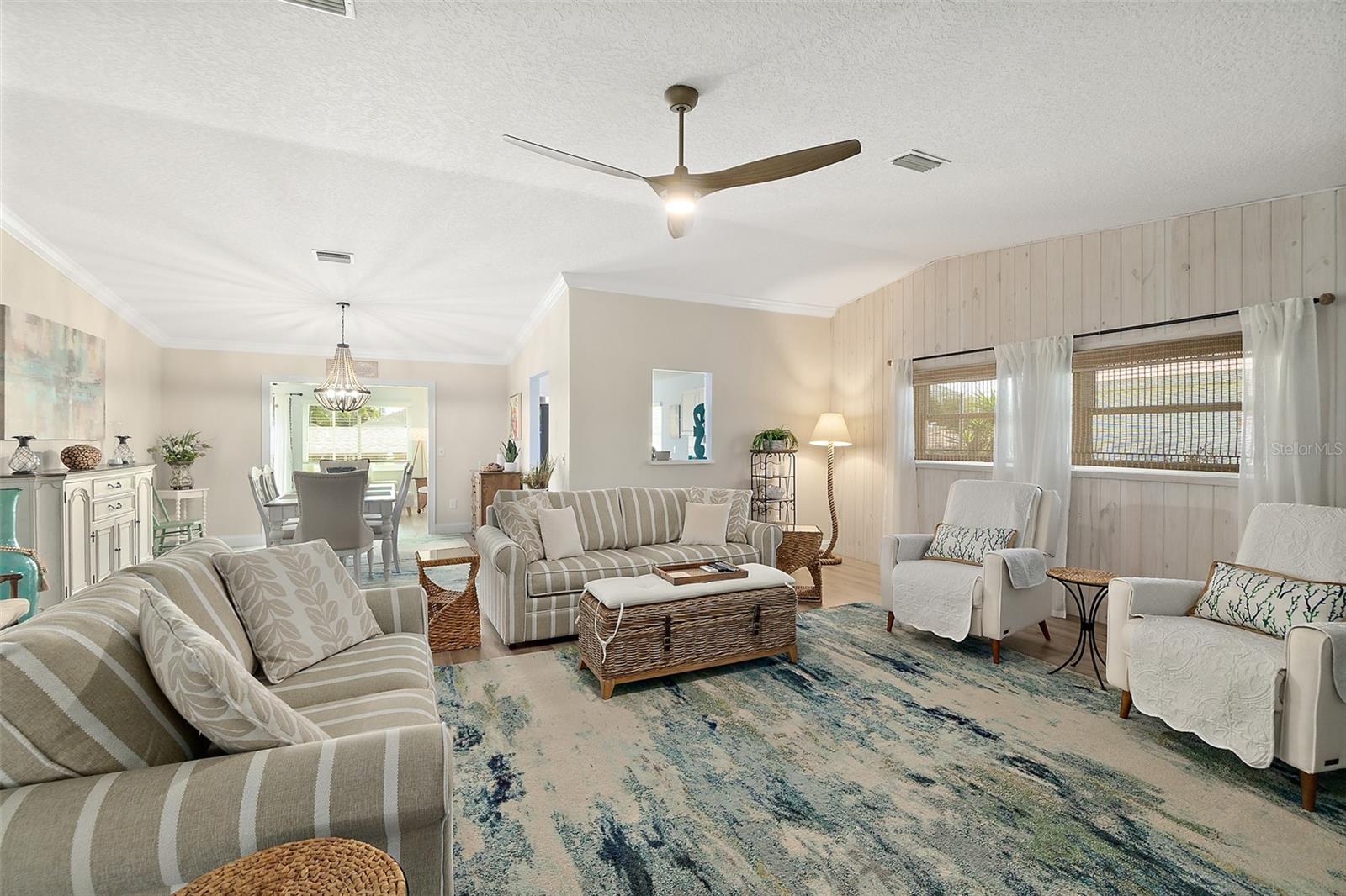 Image 14 of 61 For 9 Collingville Court