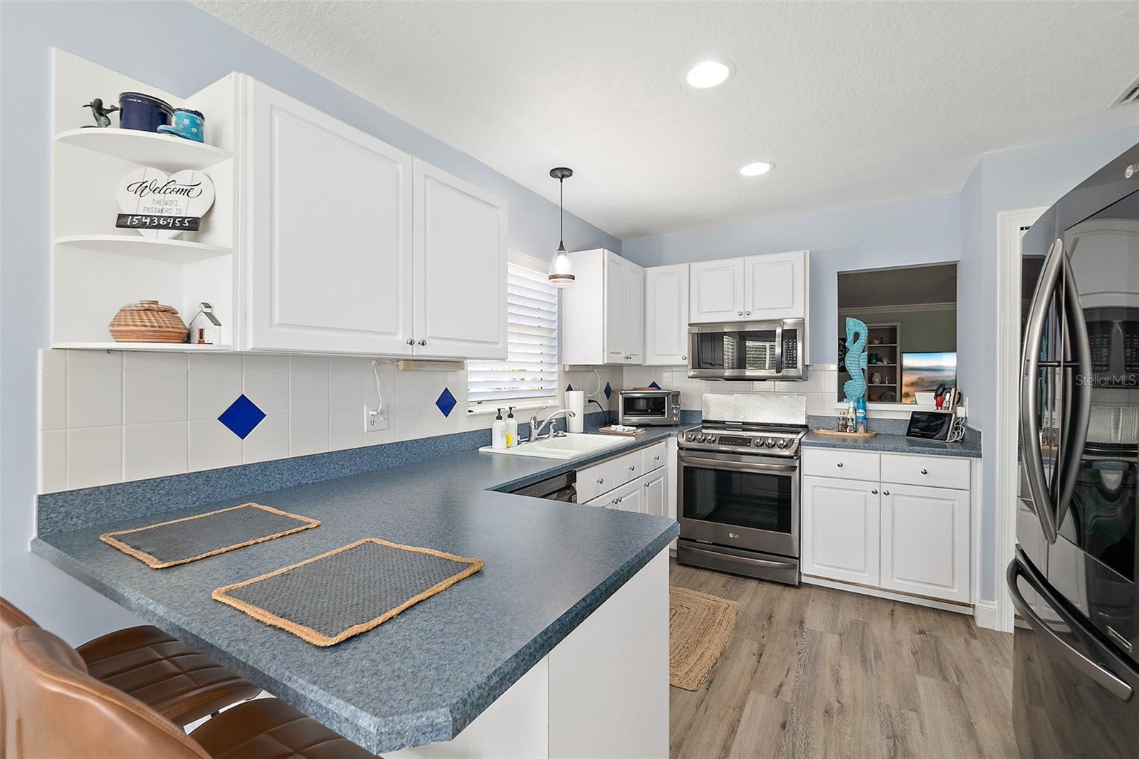 Image 23 of 61 For 9 Collingville Court