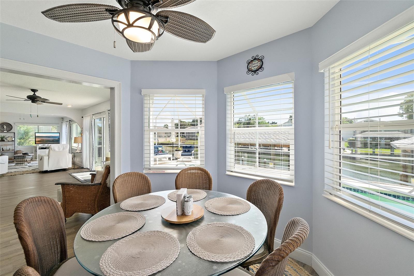 Image 27 of 61 For 9 Collingville Court