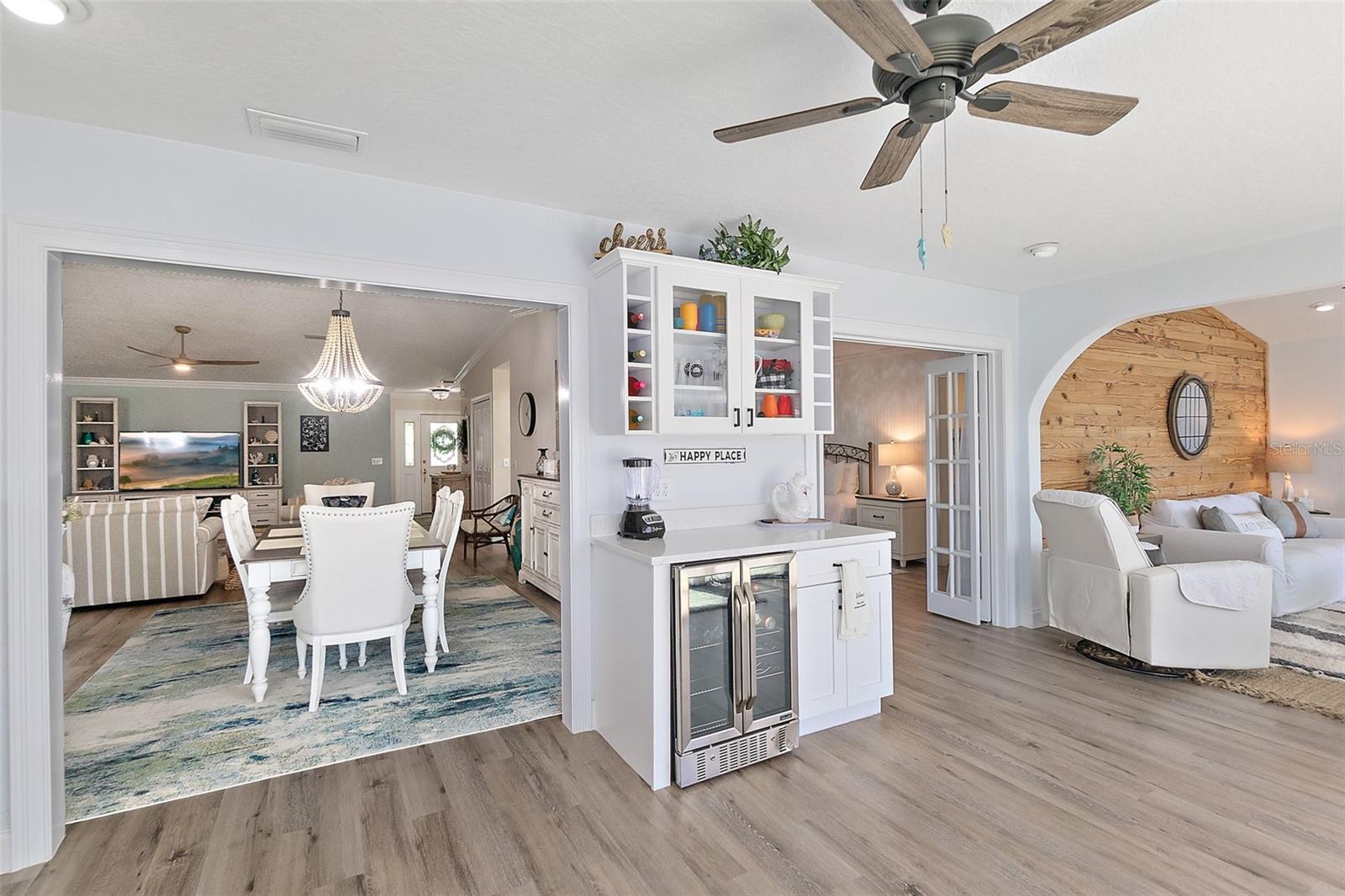 Image 30 of 61 For 9 Collingville Court