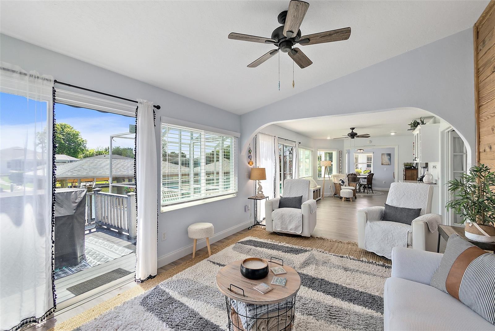 Image 34 of 61 For 9 Collingville Court