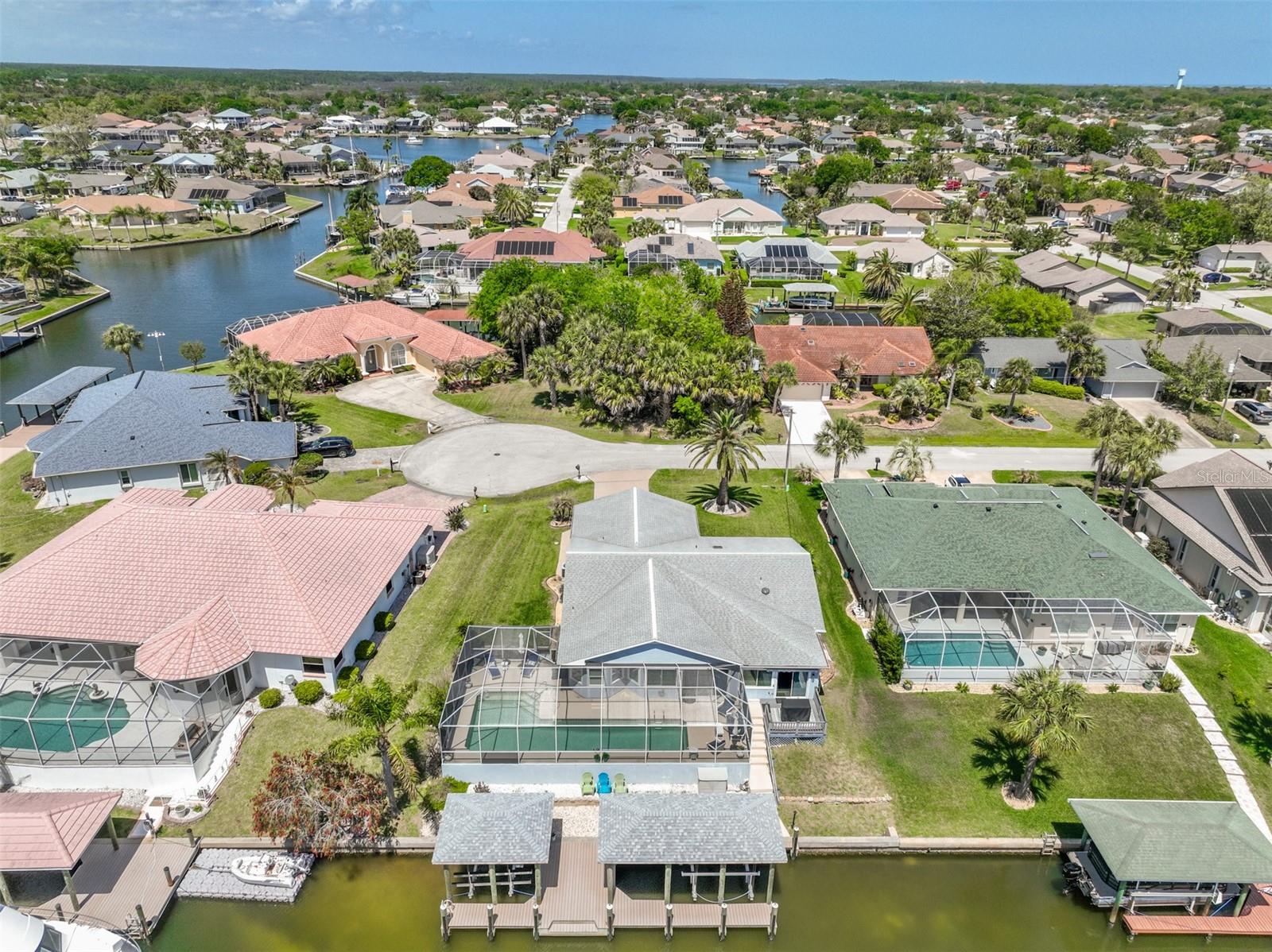 Image 8 of 61 For 9 Collingville Court