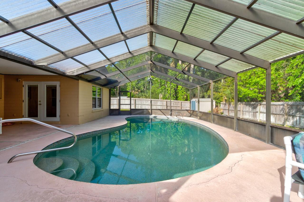 Image 24 of 35 For 897 Lindenwood Circle N