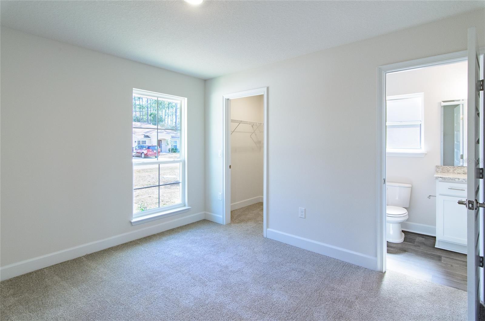 Listing photo id 20 for 2 Seckel Court