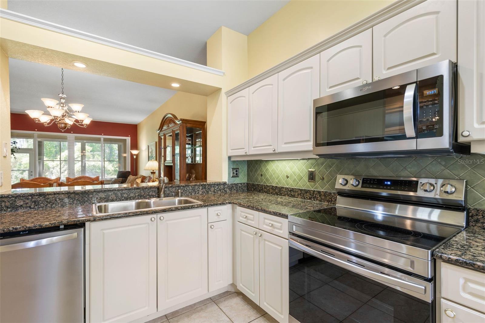 Image 19 of 96 For 3003 Glin Circle