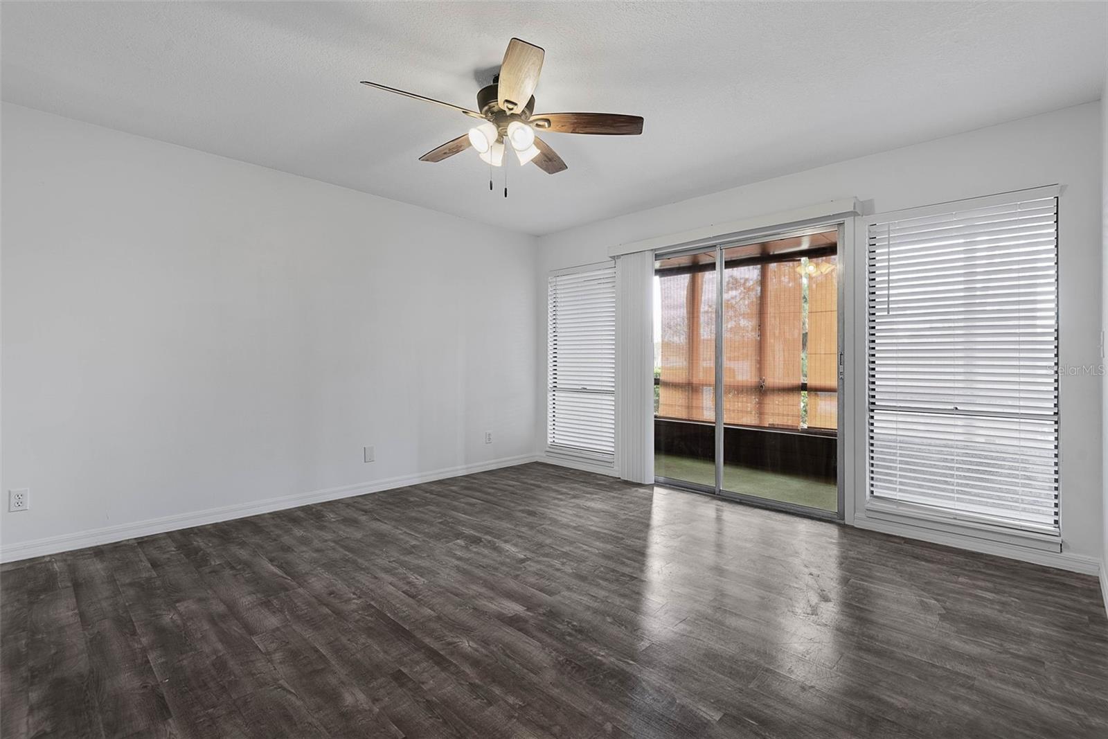 Image 18 of 35 For 60 Club House Drive 108