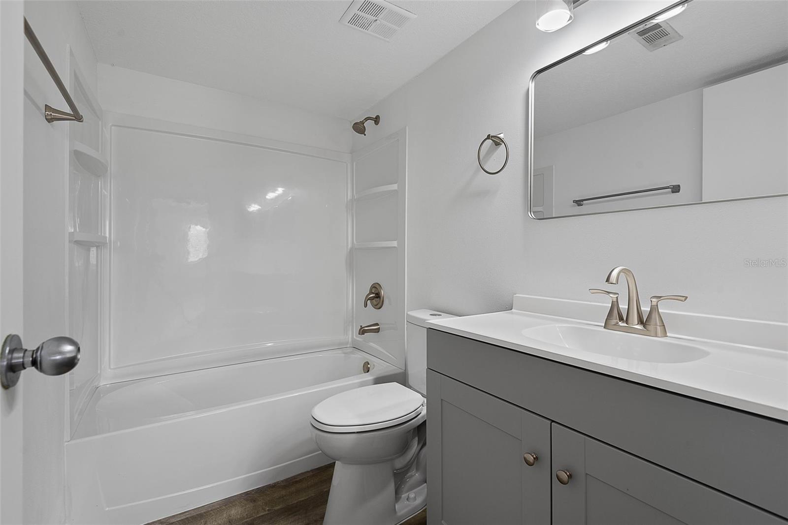 Image 32 of 35 For 60 Club House Drive 108