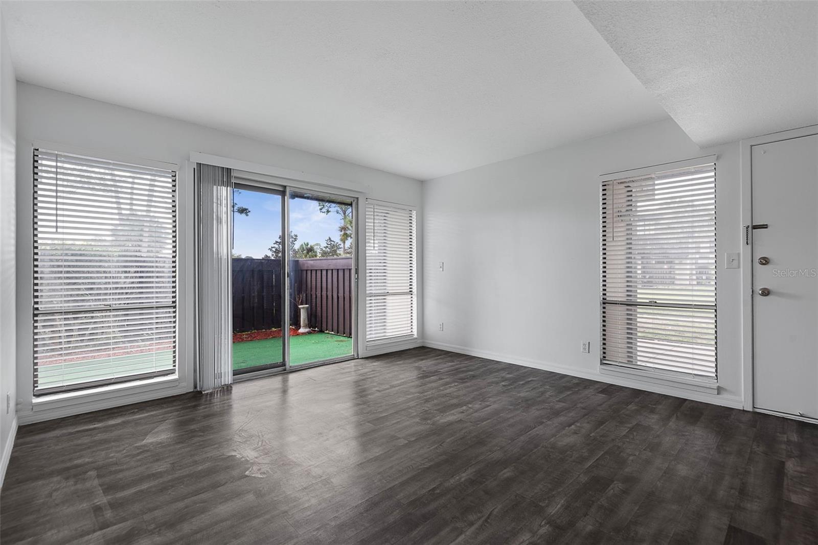 Image 4 of 35 For 60 Club House Drive 108