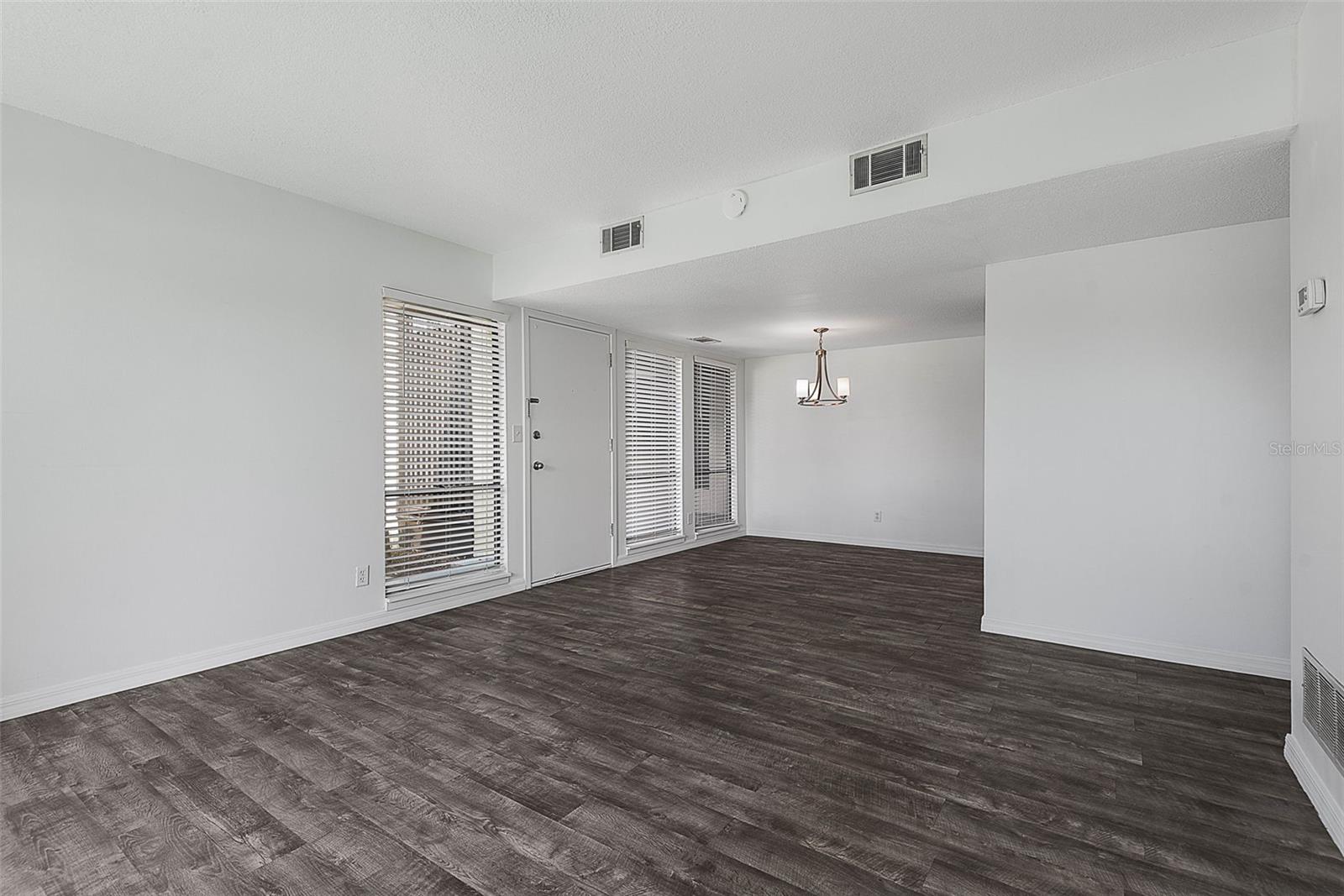 Image 5 of 35 For 60 Club House Drive 108