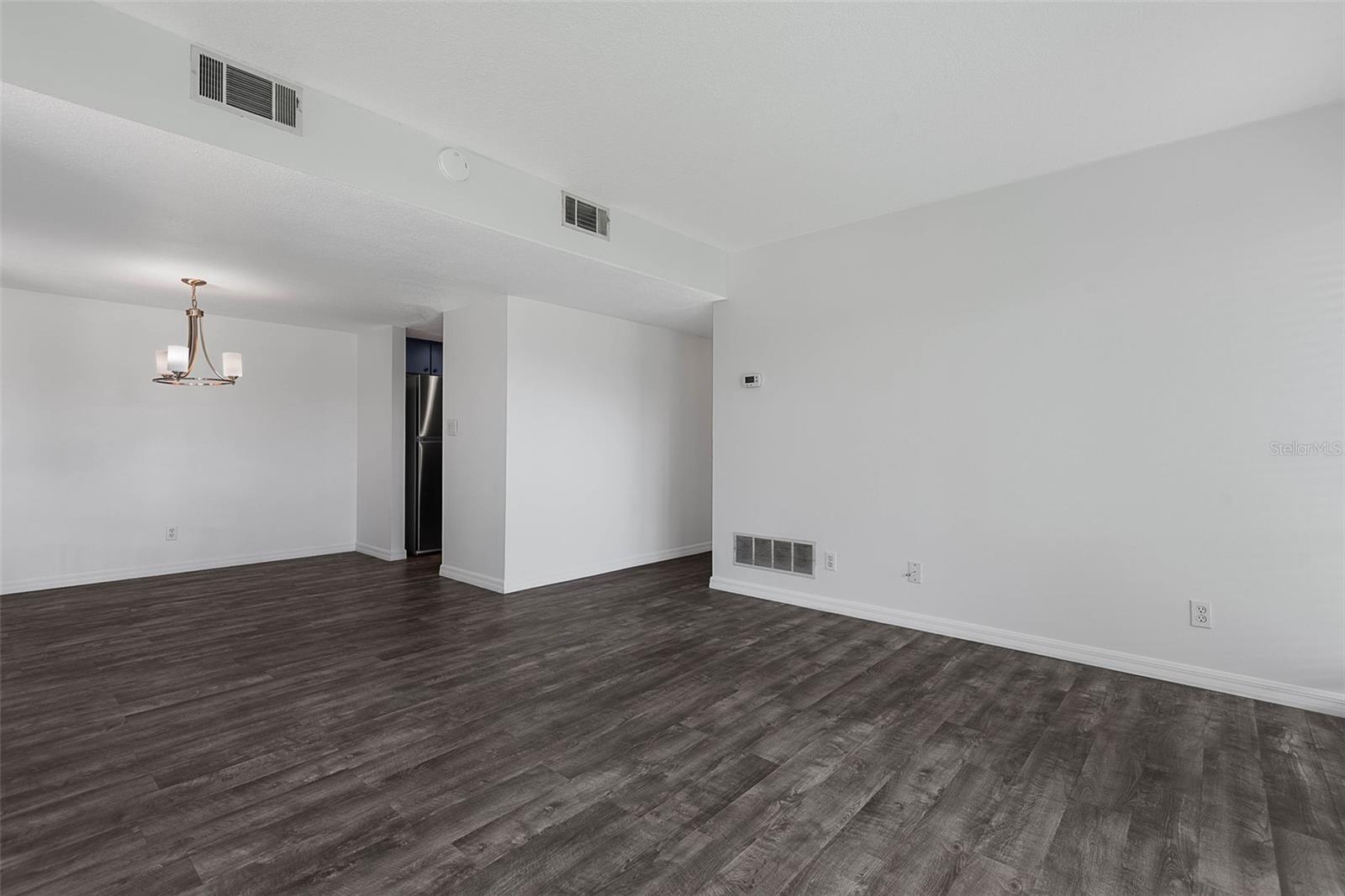 Image 6 of 35 For 60 Club House Drive 108