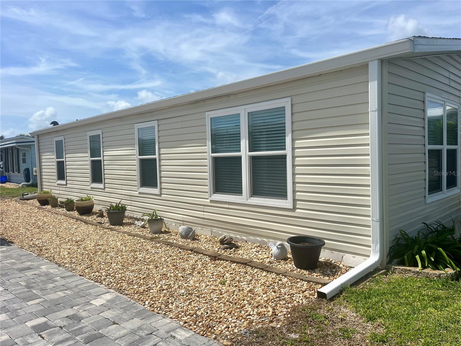 Image 4 of 69 For 27 Windward Drive